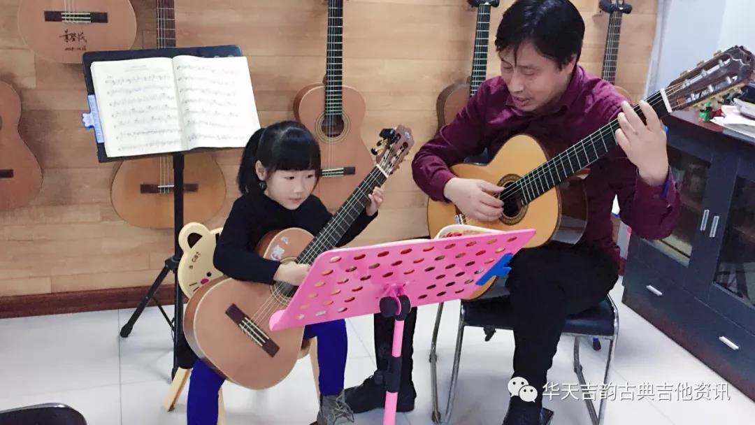 低龄儿童学吉他要培养良好的习惯